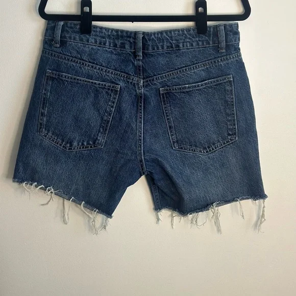 Zara High Waist Distressed Denim Shorts Size 10 - Picture 2 of 3